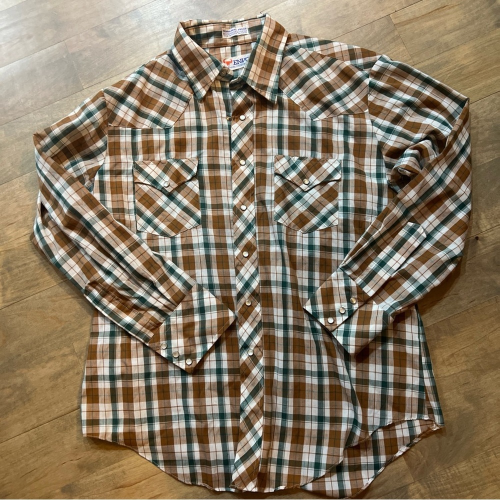 Vintage Western Men's Brown and White Plaid Pearl Snap Button-Down Shirt